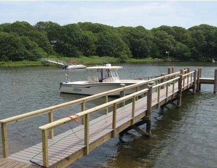 Capewind Waterfront Resort Falmouth Esterno foto