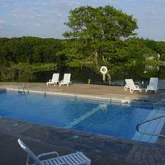 Capewind Waterfront Resort Falmouth Esterno foto