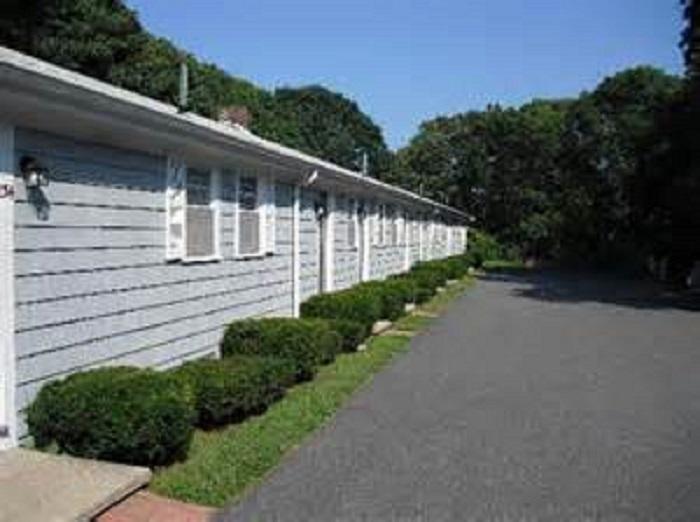 Capewind Waterfront Resort Falmouth Esterno foto