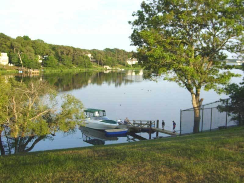 Capewind Waterfront Resort Falmouth Esterno foto